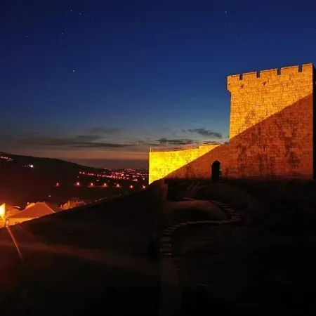 Casa Do Penedo Castle House Holiday home