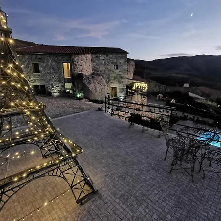 Casa Do Penedo Castle House Ferienhaus Linhares (Guarda)