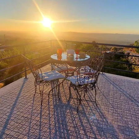 Casa Do Penedo Castle House Feriehus Linhares (Guarda)