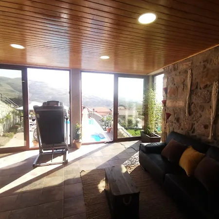 Casa Do Penedo Castle House Feriehus *