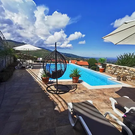 Casa Do Penedo Castle House Linhares (Guarda)