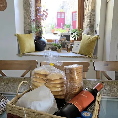 Casa Do Penedo Castle House Feriehus *