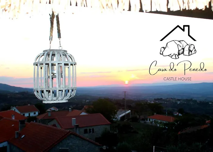 Casa Do Penedo Castle House Tatil Evi *