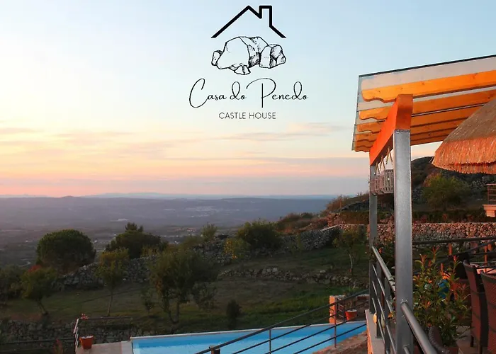 別荘 Casa Do Penedo Castle House *