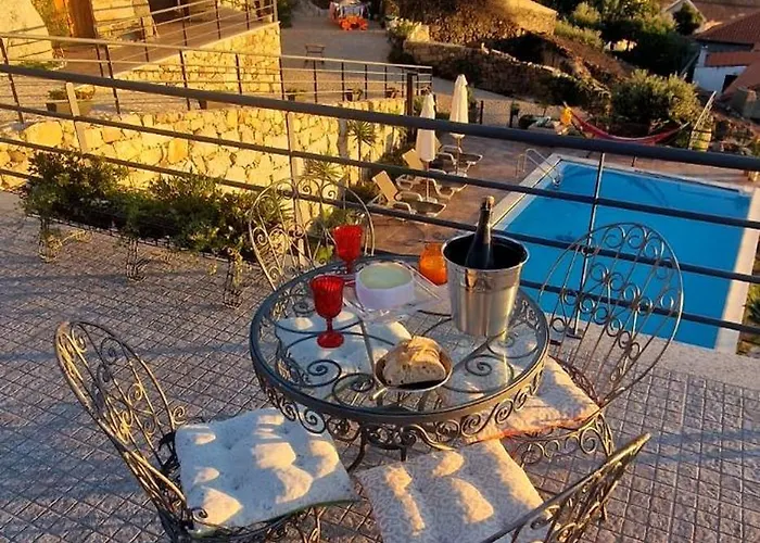 Casa Do Penedo Castle House 別荘 *