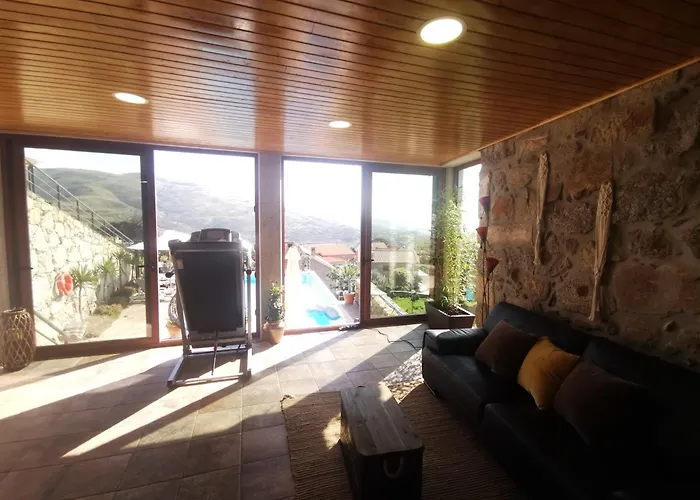 Casa Do Penedo Castle House 別荘 *