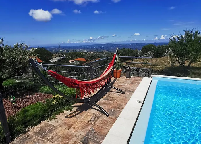 Casa Do Penedo Castle House リニャレス